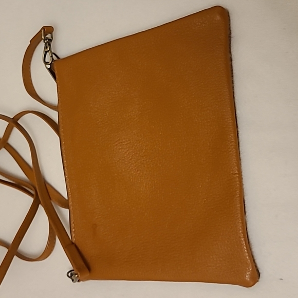 Steer CrossBody Purse - Picture 5 of 8
